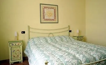 Casale Del Vacanziere Чертальдо